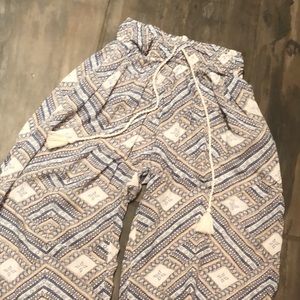 Mandala pattern with tassel drawstring ♡